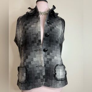 Venario Stylish Black and Gray wool blend Women's button up vest size large